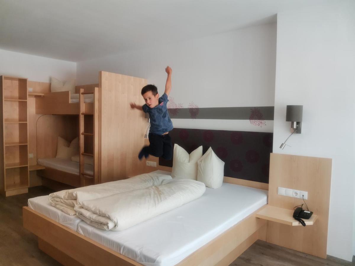 Kinderhotel Stefan Wenns Ngoại thất bức ảnh